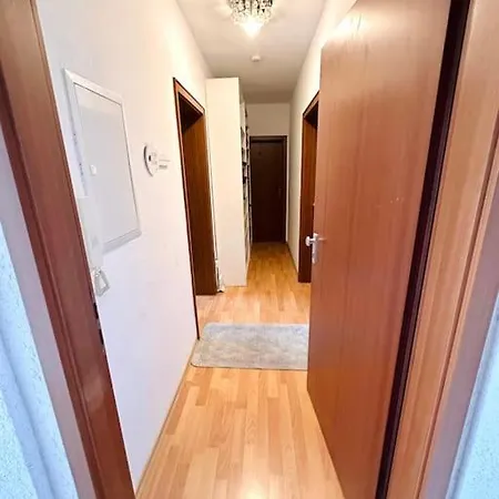 Apartment Gemuetliche 3 *
